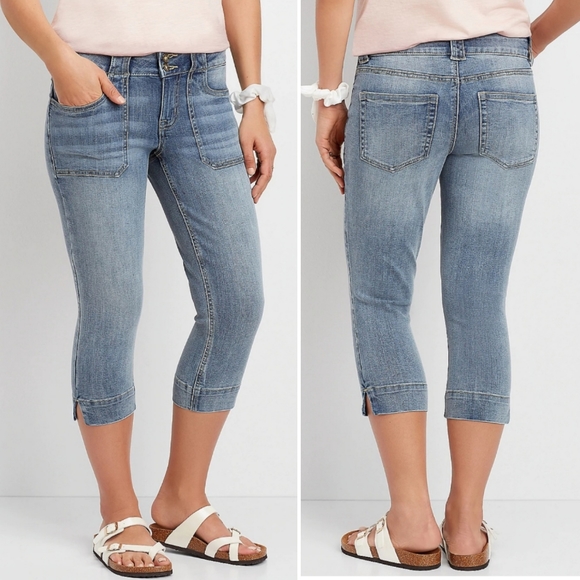 Maurices Denim - NWT Maurices Capris Size 14